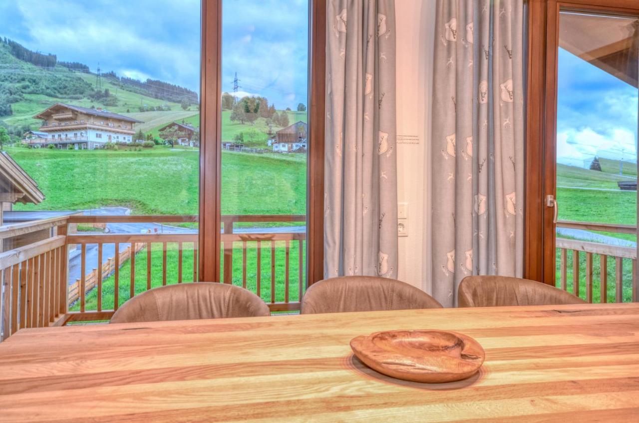 Ski-In Ski-Out Chalet Maiskogel "Bergli" - By Alpen Apartments 卡普伦 外观 照片
